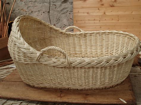Moses Baskets .